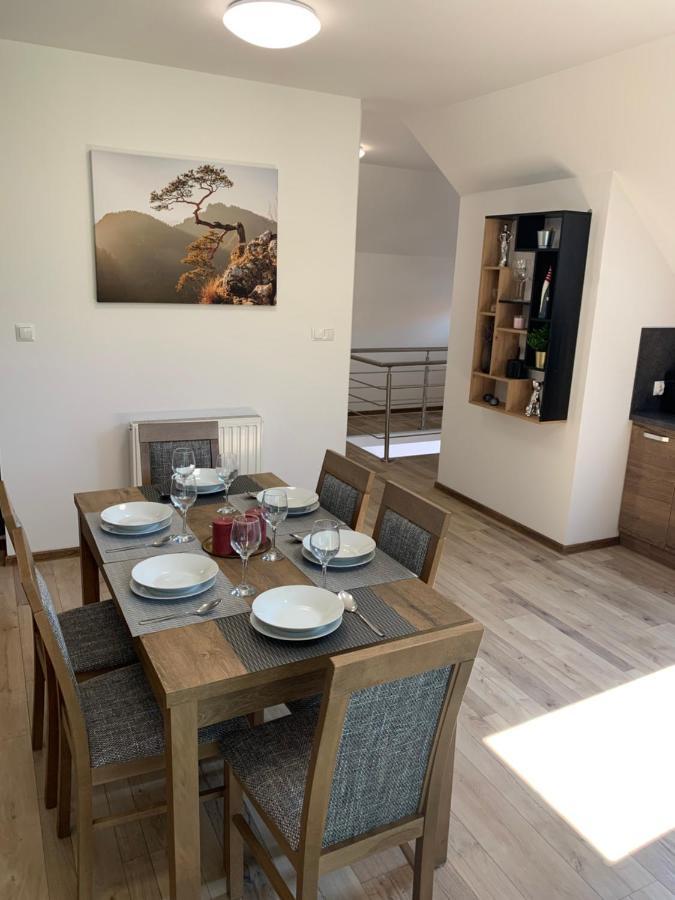 Gaj  Cozy 2-Bedroom Vacation Apartment With Entire Top Floor מראה חיצוני תמונה